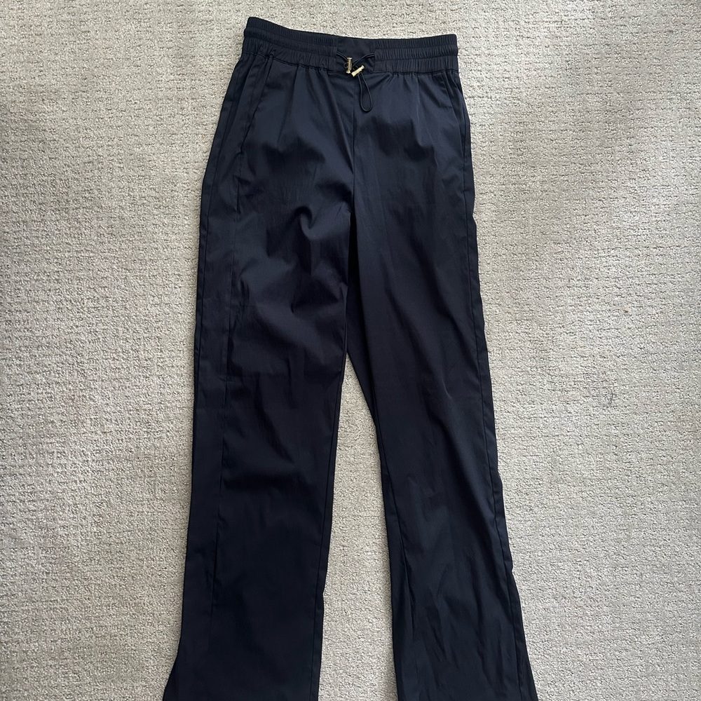 Uterque Navy Elastic Waist Pants